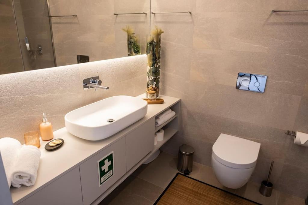 Loca Ofir Duplex - Entre Rio E Mar Apartment
