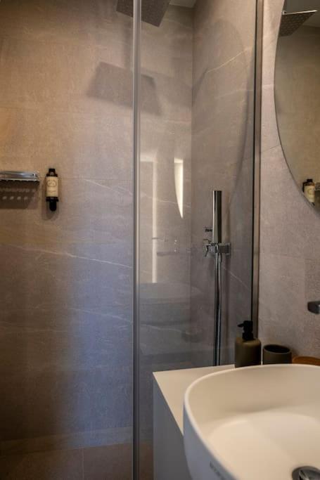 Loca Ofir Duplex - Entre Rio E Mar Apartment